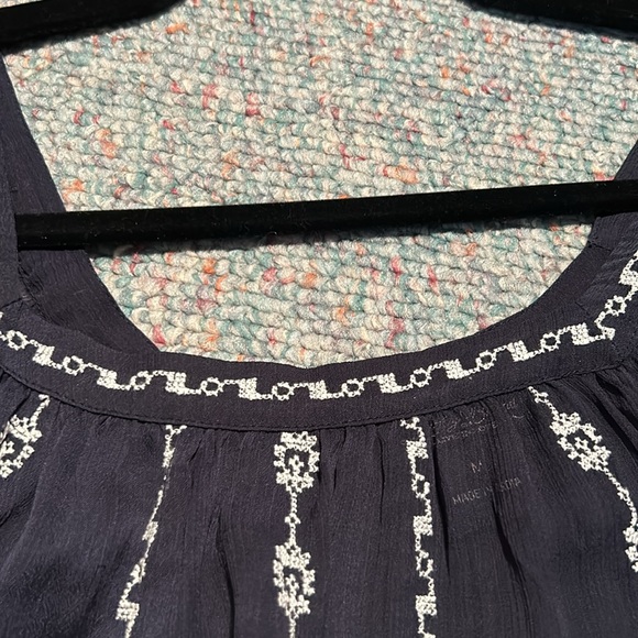 Lucky Brand Sheer oversized medium dolman sleeve Top - Picture 8 of 10